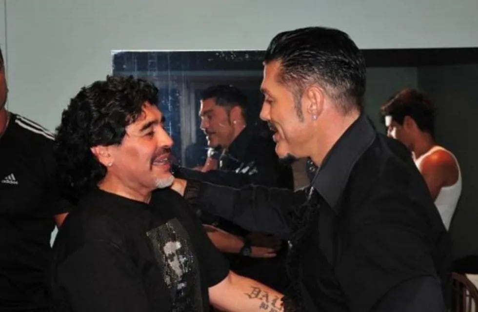 Las dos celebridades se conocieron en Mar del Plata cuando Diego fue a ver a Ricardo al teatro.