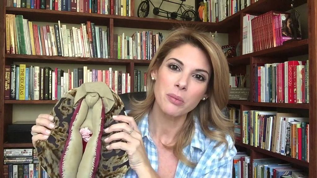 Alessandra Rampolla pidió que el Gobierno compre vulvas.