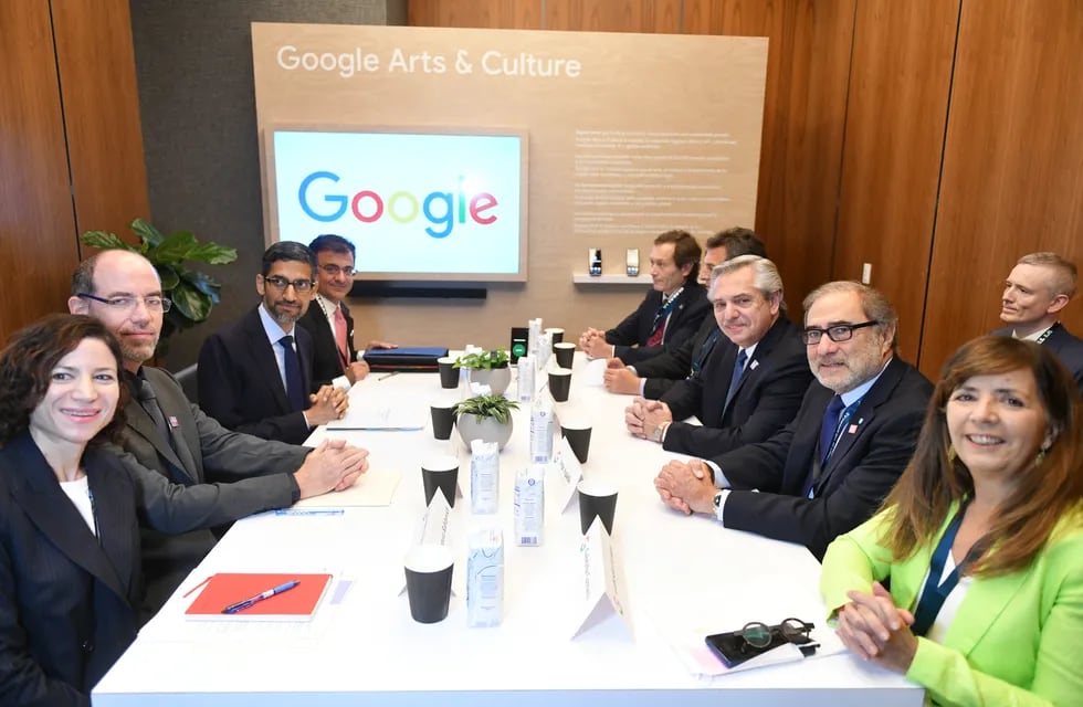 Alberto Fernández tuvo una reunión con Google en el marco de la Cumbre de las Américas. Foto: Presidencia