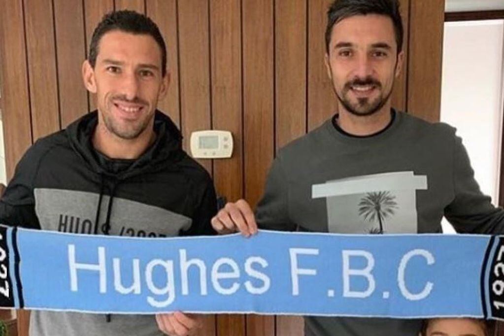 El nuevo destino de ambos jugadores sería Hughes Football Club, equipo que compite en la Liga Venadense de fútbol, club en el que se formó el ex jugador de River. / Gentileza.