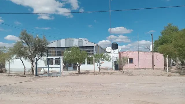 Escuela de El Forzudo, Lavalle, sin clases