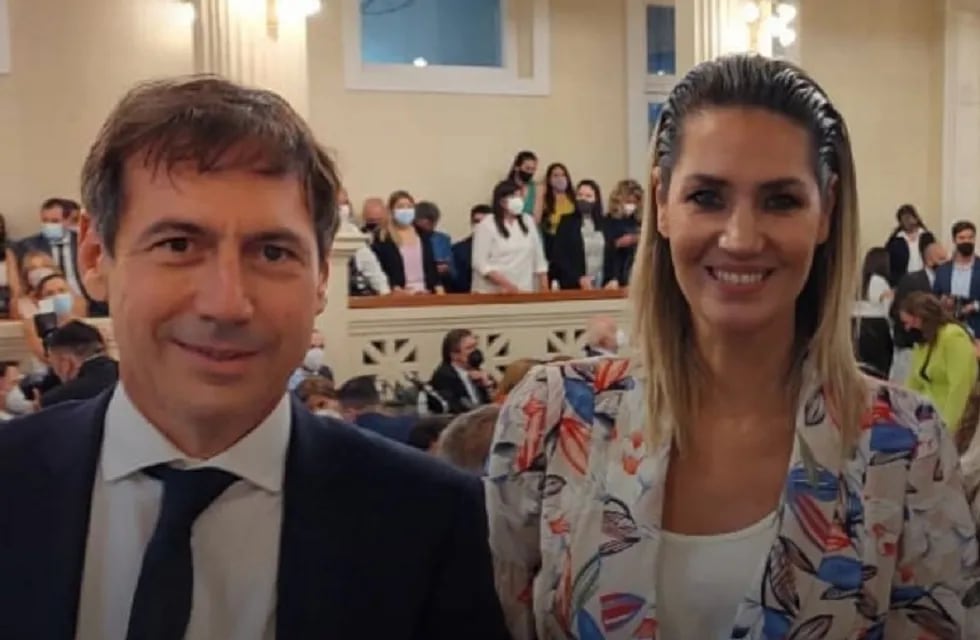 Los senadores nacionales Carolina Losada y Luis Naidenoff (Juntos por el Cambio) van a casarse. / Foto: Gentileza