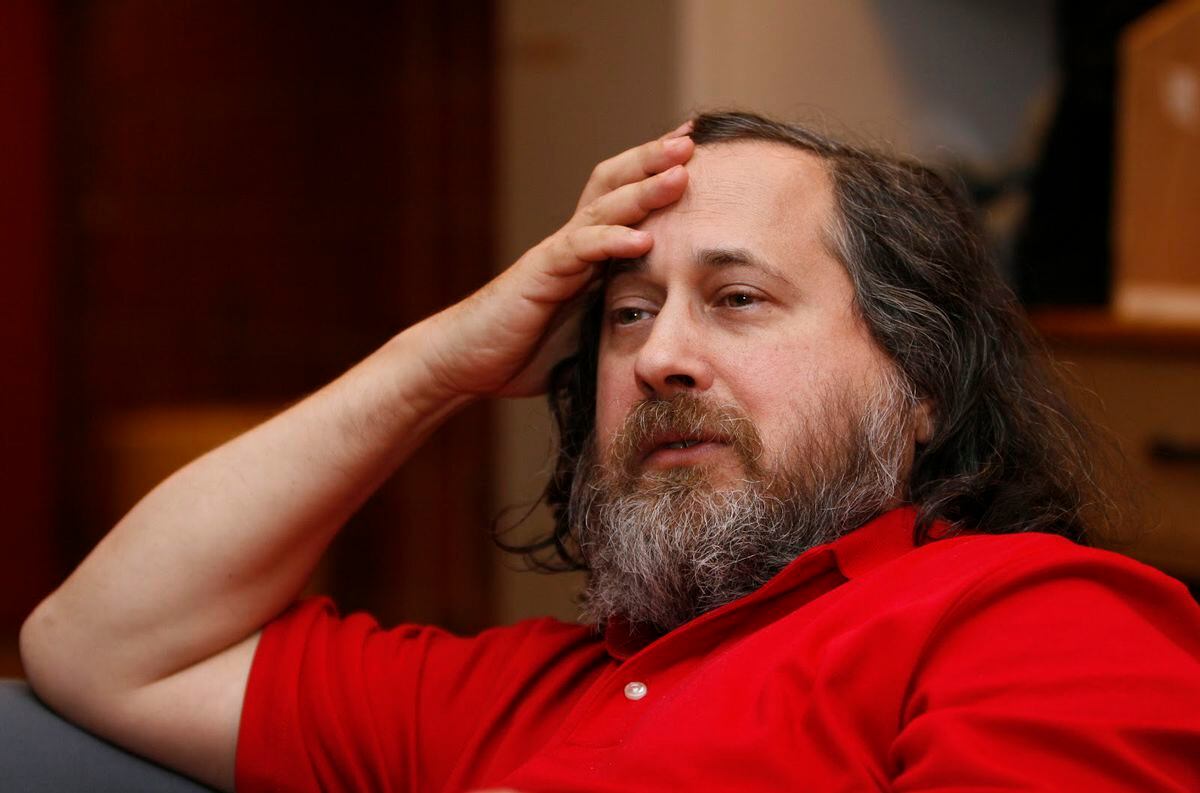 Llega a Mendoza Richard Stallman, el padre del software libre