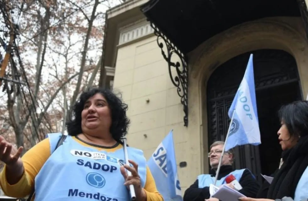 El Sindicato Argentino de Docentes Privados (Sadop) está que trinan con el SUTE.