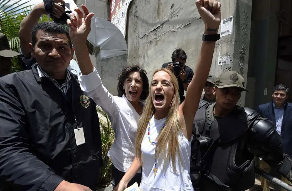 Venezuela: el líder opositor preso llama  a continuar la protesta