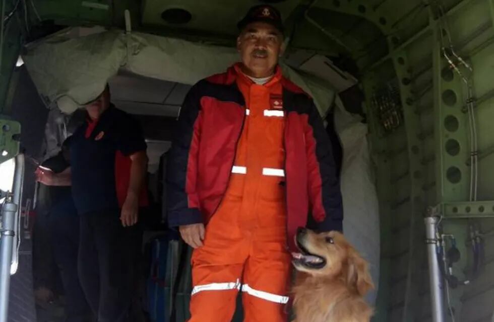 Un bombero asegura que en el operativo trabajaron con un mapuches armados mirándolos