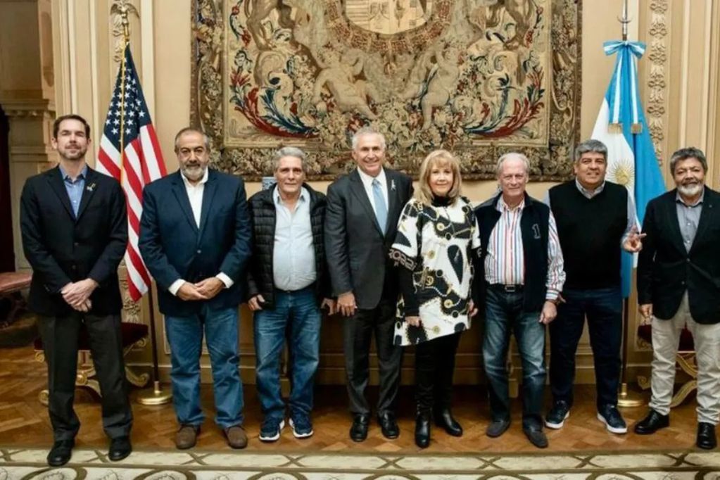 El embajador de Estados Unidos y el gremialista se reunieron en la Embajada en Buenos Aires.