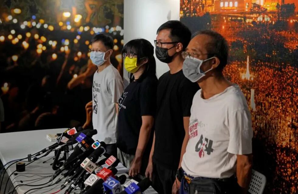 Hong Kong arresta a cuatro líderes de grupo pro democracia. Gentileza