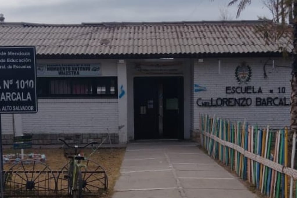 La escuela 4213 de Alto Salvador reclama un cierre perimetral para que no les sigan robando.