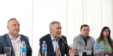 Elecciones 2023: Juan Schiaretti en Villa María, junto al ministro Eduardo Accastello y al secretario de Comunicación, Marcos Bovo