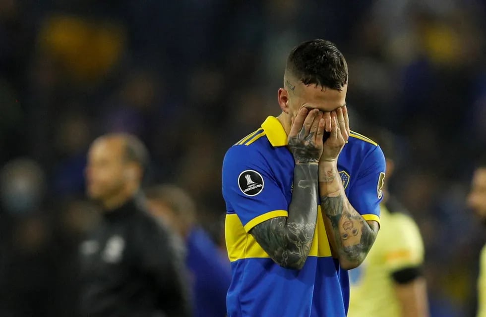 Darío Benedetto y una noche tremenda para el delantero de Boca, que falló dos penales en el desquite con Corinthians por los octavos de final de la Copa Libertadores. (AP)