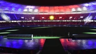 El estadio Madre de Ciudades prepara un espectáculo para la selección y el debut