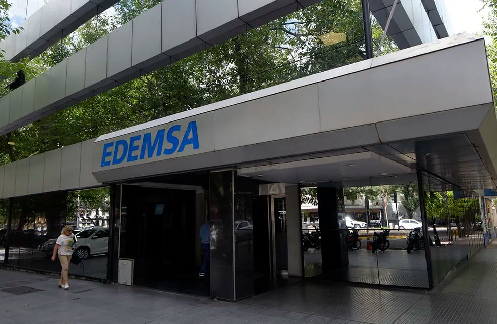 Edemsa

El Ejecutivo prorrogó por 20 años la concesión a la distribuidora eléctrica EDEMSA
Foto: Orlando Pelichotti 