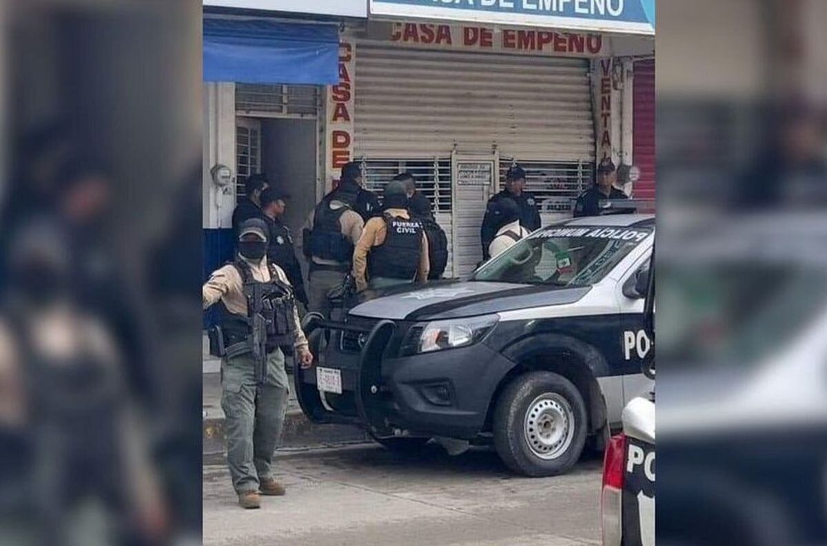 México: amarran a un hombre desnudo en el techo de una tienda como venganza por una situación de infidelidad.
