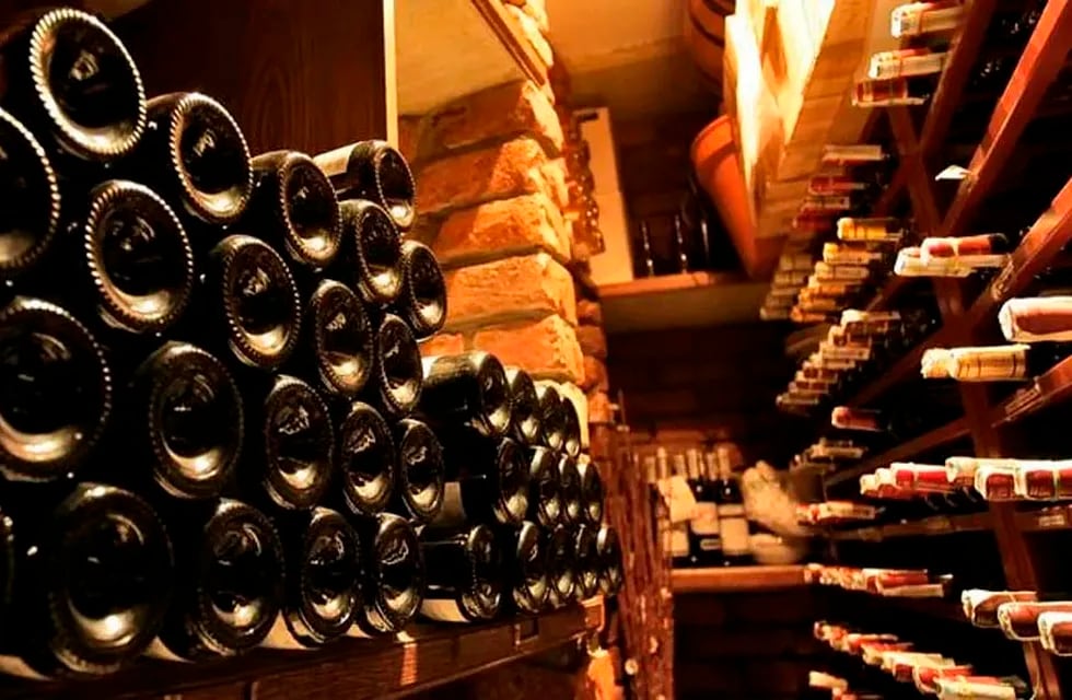 En general, cuando sube el precio del vino cae su consumo, pero cuando baja el precio cuesta recuperar el volumen.