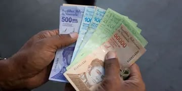 Venezuela elimina seis ceros a su moneda e introducirá el bolívar digital.