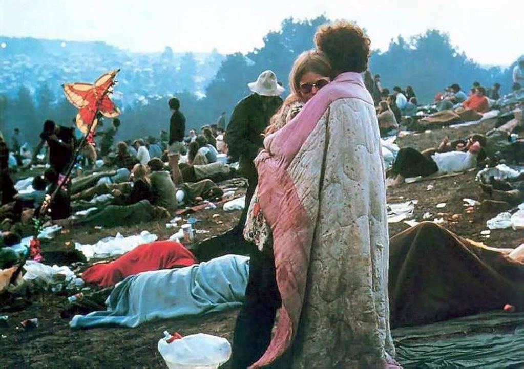 Woodstock: sí al amor y no a la guerra
