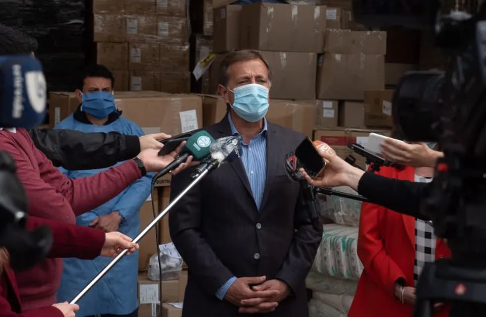 El Gobernador apuesta todo al combate a la pandemia, que no da tregua en la provincia. Foto Orlando Pelichotti / Los Andes