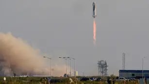Éxito absoluto: el vuelo al espacio de Jeff Bezos en su nave de Blue Origin