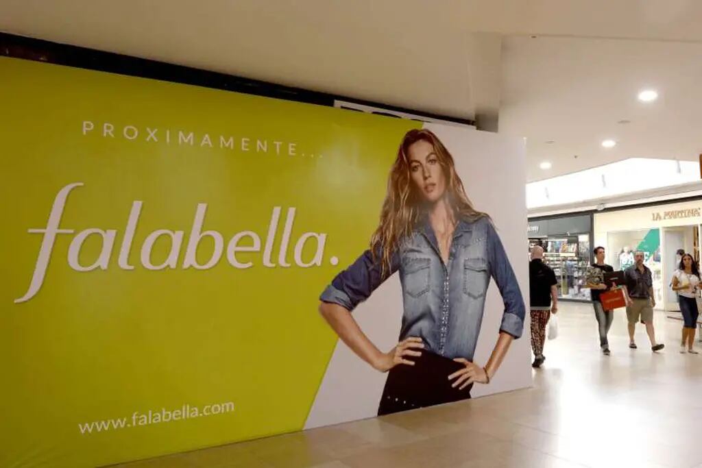En los primeros meses, las obras de Falabella serán en la planta baja.  Marcelo Rolland / Los Andes