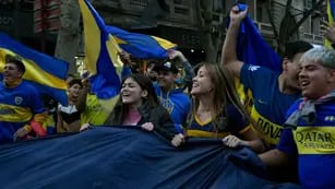 Fanáticos mendocinos celebraron el triunfo de Boca en la final Liga Profesional