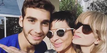 Daniela Cardone con sus dos hijos: Rolando Junior Pisanu y Brenda Gandini