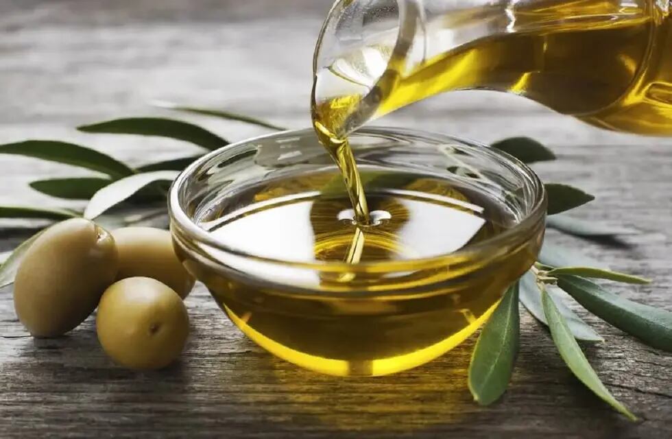 La Anmat prohibió la venta de un aceite de oliva de Mendoza -  Imagen ilustrativa / Web