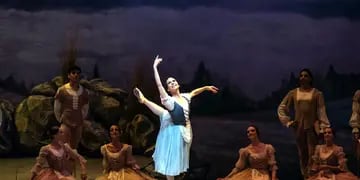 La bailarina Julieta Paul, figura del Ballet Argentino de La Plata, encabeza el elenco que presenta esta célebre obra en el Independencia. 