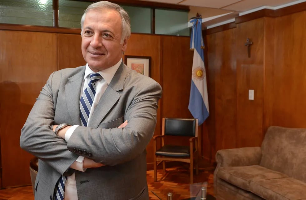 El procurador Alejandro Gullé exigió el uso de corbata para fiscales y magistrados.