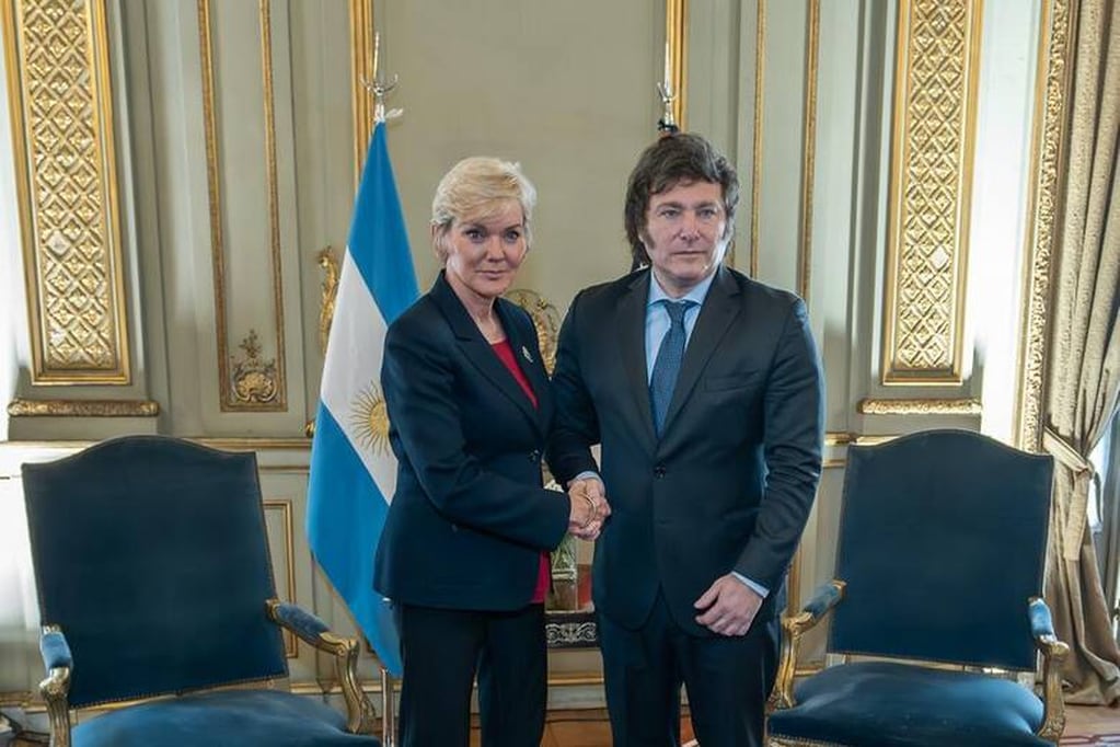 Javier Milei se reunió con la secretaria de Energía de Estados Unidos, Jennifer Granholm. Gentileza: La Nación.
