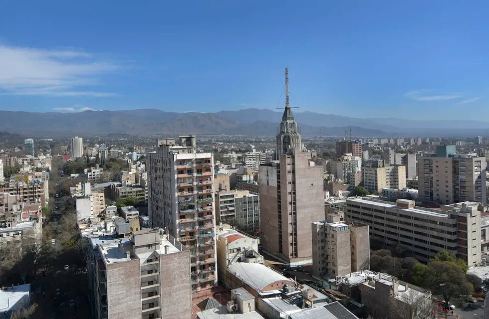 Ciudad de Mendoza - Foto: Orlando Pelichotti / Los Andes