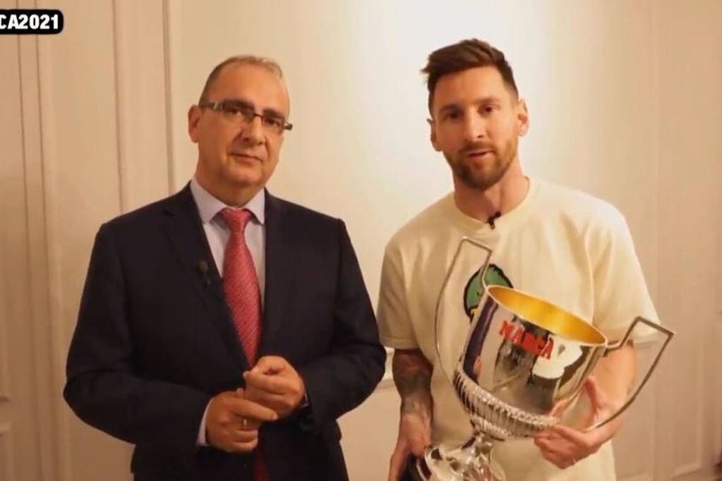 Lionel Messi y su octavo premio Pichichi, al mejor goleador 2020/2021.