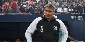 El DT de la Lepra, Gabriel Gómez impuso condiciones para su renovación y la dirigencia le dará los gustos. 