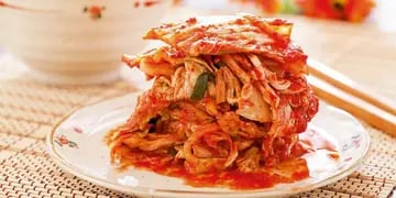 Qué es y cómo se prepara el Kimchi, el plato coreano que ya tiene su día en Argentina