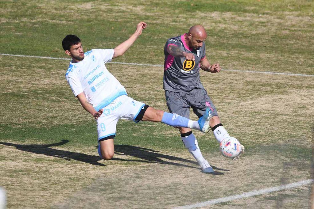 Gimnasia es el equipo mendocino mejor posicionado en la Primera Nacional. / José Gutiérrez - Los Andes