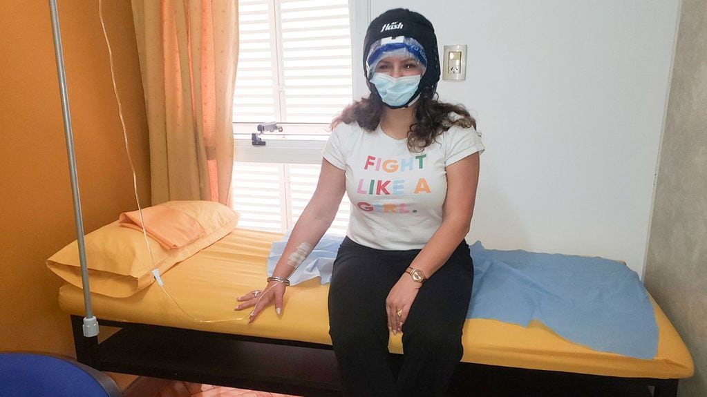 García usó los cascos fríos y ahora da alternativas para pacientes con pocos recursos para aprovechar su uso. | Foto: gentileza