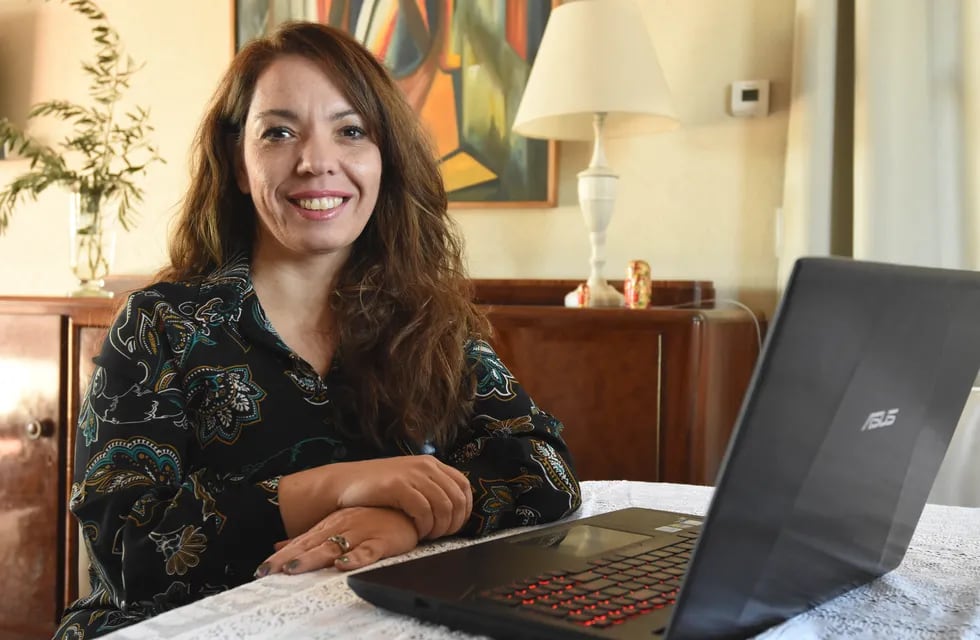 La doctora en Ingeniería, María Gabriela Lenzano, coordina el proyecto relacionado a la elaboración de mapas inteligentes. Foto: Mariana Villa / Los Andes
