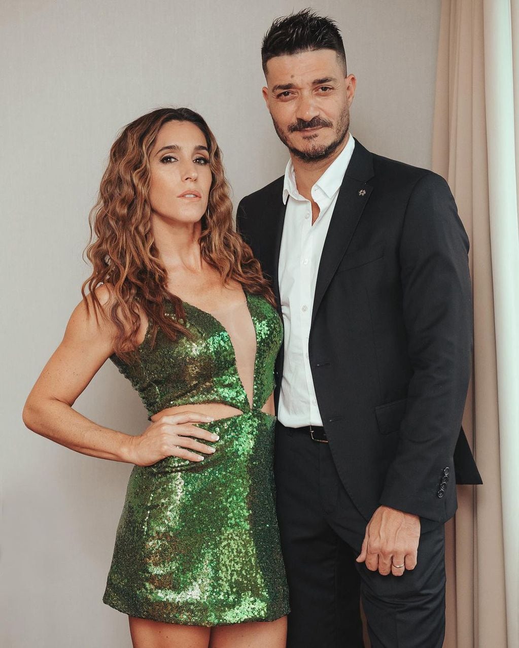 Soledad Pastorutti compartió foto con su marido Jeremías en la boda de Lizy Tagliani (Instagram)