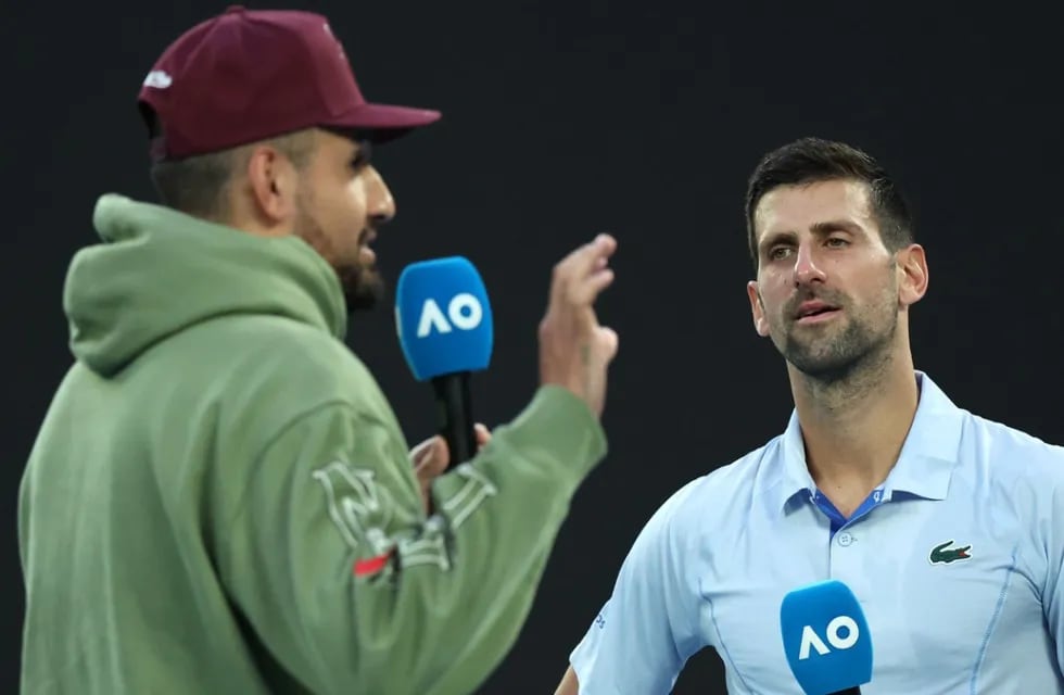 Djokovic fue entrevistado por Kyrgios tras su victoria en el Australia Open