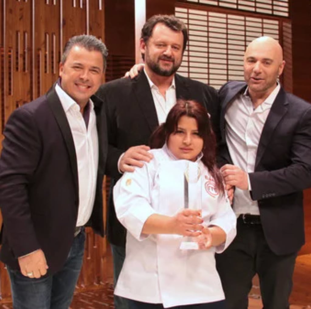 Christophe Krywonis, junto a Donato y Martitegui y Elba, la ganadora, en otra emisión de MasterChef Celebrity