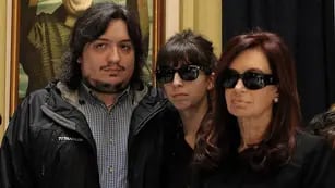 Juntos en una foto de archivo: Máximo, Florencia y Cristina Kirchner.