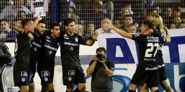 El Bicho venció a Gimnasia y se verá las caras con el ganador del partido entre Vélez y Boca.