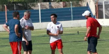 El equipo sanrafaelino empezó su preparación con Miguel Buxó como entrenador y varios refuerzos. 
