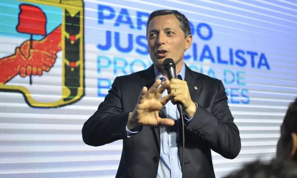 Fernando Gray pidió la renuncia de Alberto Fernández y Máximo Kirchner al PJ.