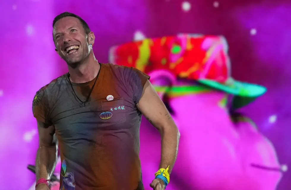Este es el problema auditivo que arrastra Chris Martin, líder de Coldplay. (Web)