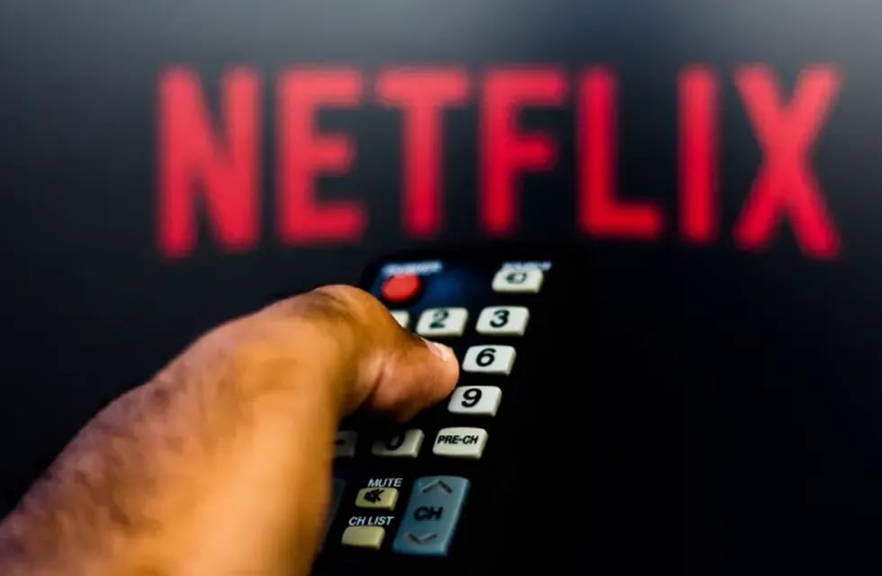 Netflix lanza su versión económica con publicidad.