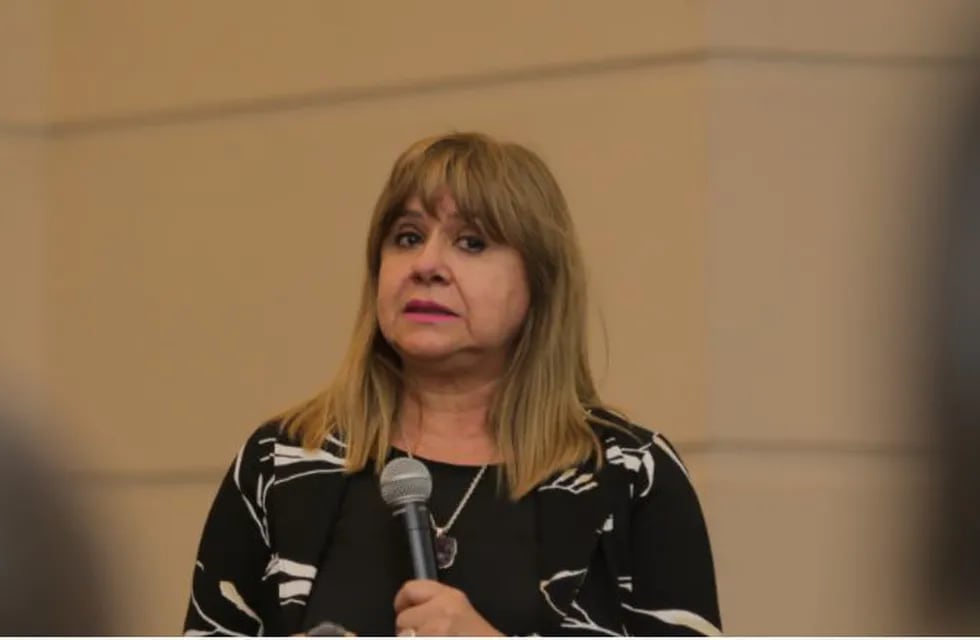 La  titular de DDC, Mónica Lucero, habló respecto de las sanciones que dicta el organismo provincial al detectar alimentos envasados vencidos en comercios.