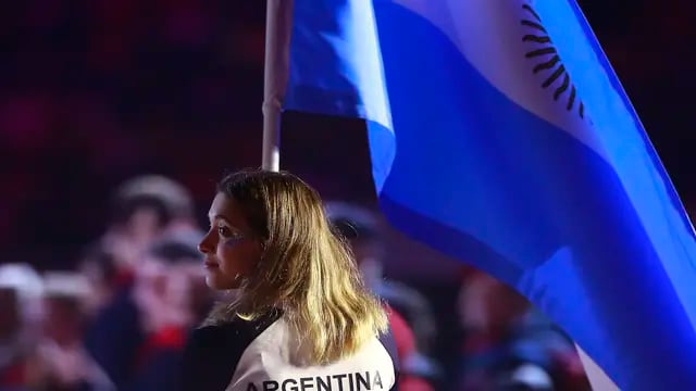 La nadadora argentina, ganadora de tres medallas de oro, encabezó la delegación nacional.