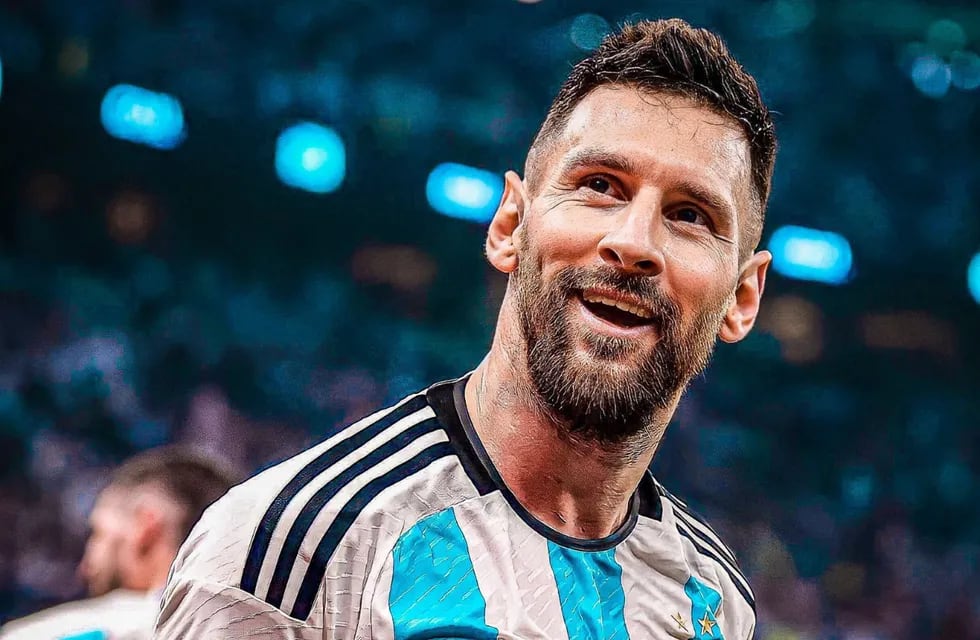 Lionel Messi llegó esta madrugada a Rosario junto con Di María y Otamendi.