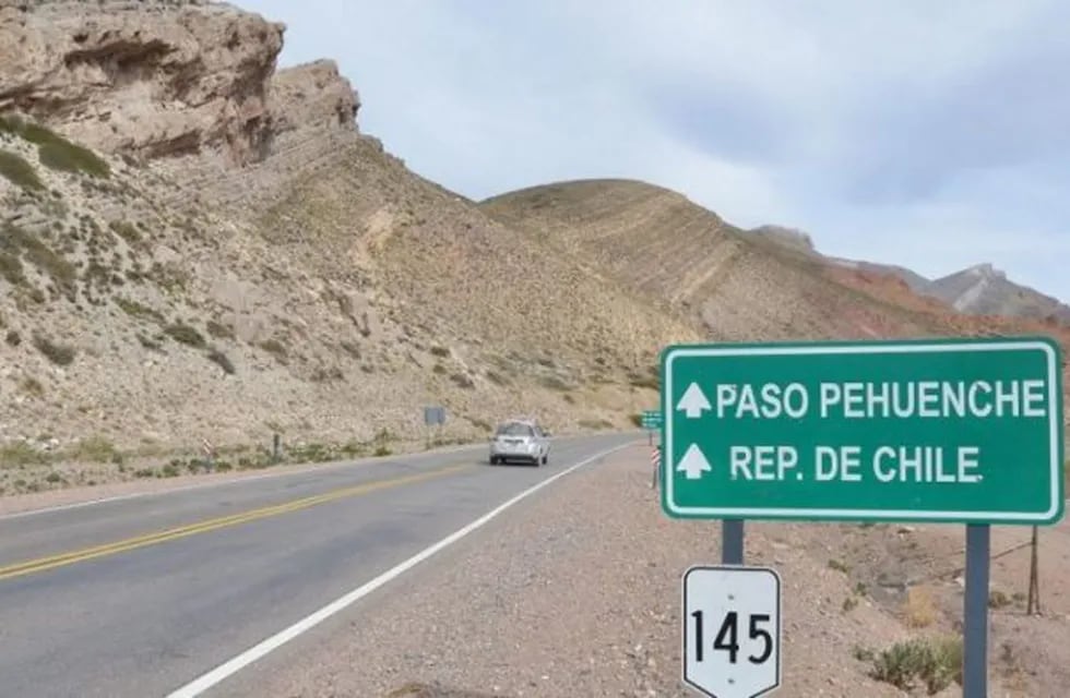 El Paso Pehuenche conecta Malargüe con la ciudad chilena de Talca.